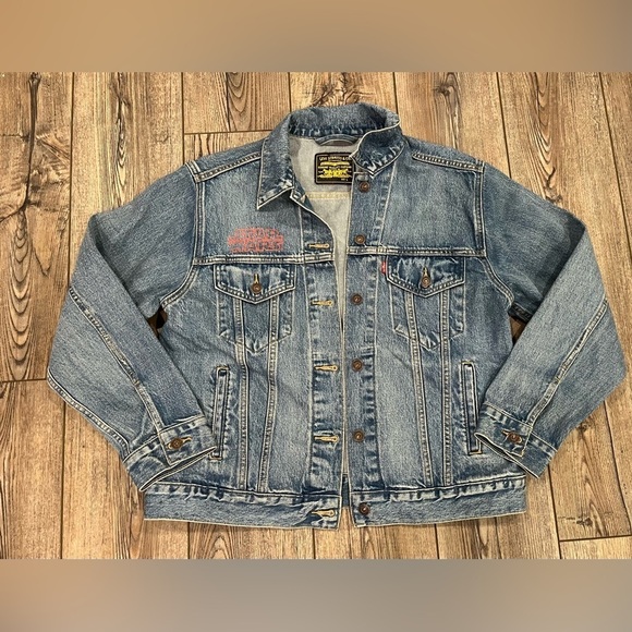 Levi's Other - Star Wars × Levi’s R2-D2 Denim Trucker Jacket Large Unisex